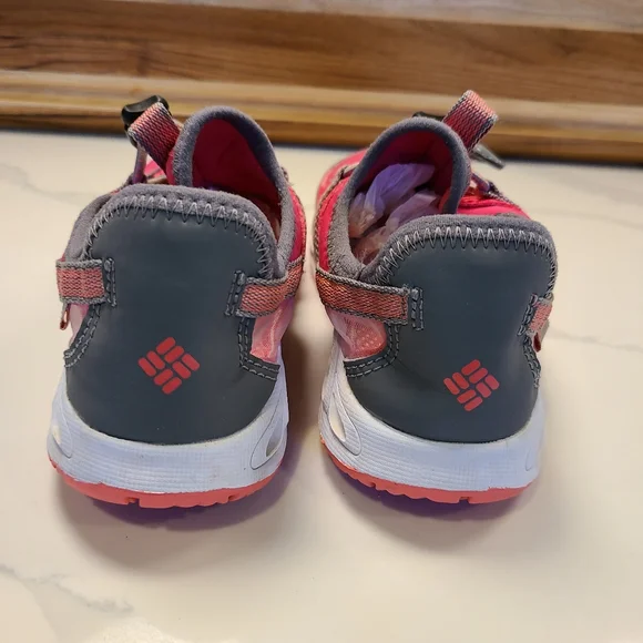 Columbia kids Water Outdoor Shoes Size 12 - Picture 3 of 16